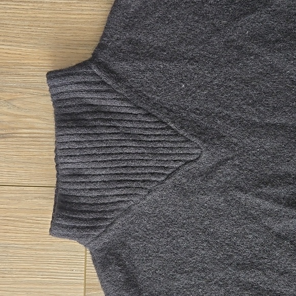 Madewell Dillon Mock Neck Pull Over - Picture 3 of 6